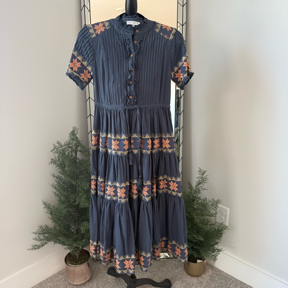 IVY CITY CO | Embroidered Blue Dress